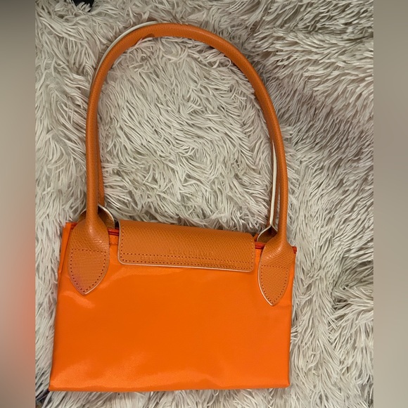 New- Longchamp Le Pliage Club Large Nylon Shoulder Tote Orange - Picture 5 of 9